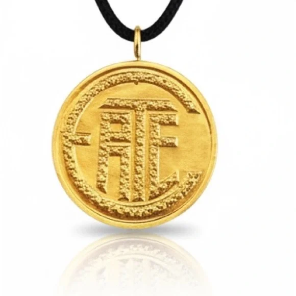 Erte Signed Art Deco Medallion Necklace: Parrot - Picture 2 of 5